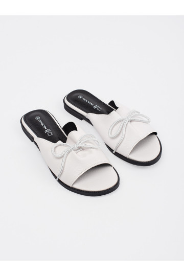 biela farba papuče płaksie s lukom 2