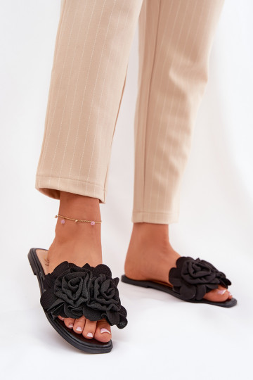 Dámske papuče so širokými podpätkami S Ornatemi s kvetinovými motívmiami čierna Misorsse 2