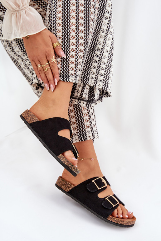 Dámske papuče s platformou Ze zlatej farbymi s prackamimi čierna Lisavionea Dámske papuče s platformou Ze zlatej farbymi s prackamimi čierna Lisavionea