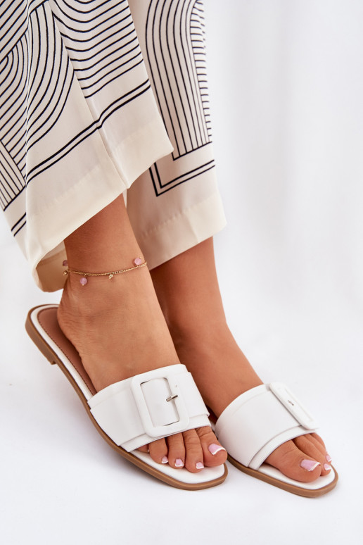 rovná sa Dámske papuče Eko Kožené s prackami biela farba Bamma rovná sa Dámske papuče Eko Kožené s prackami biela farba Bamma