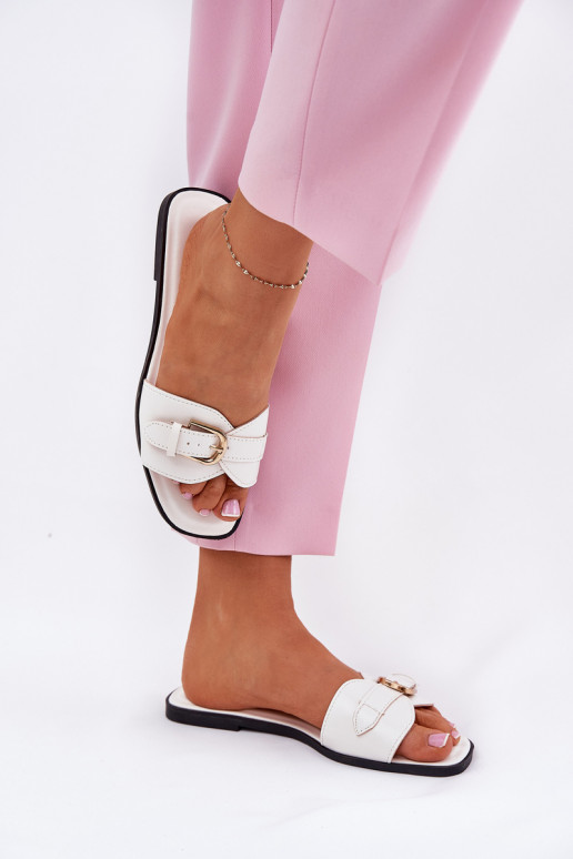 rovná sa Dámske papuče so zlatými prackami biela farba Esiobb