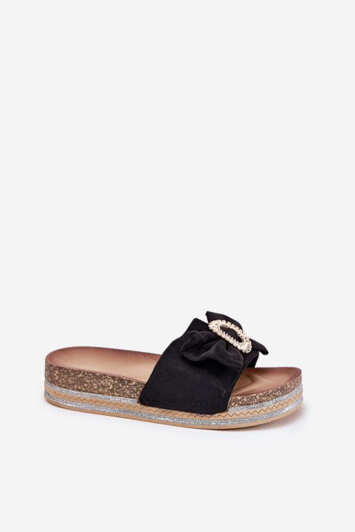 Dámske papuče s platformou so stuhami I Ozdobną Broszką čierna Lenela