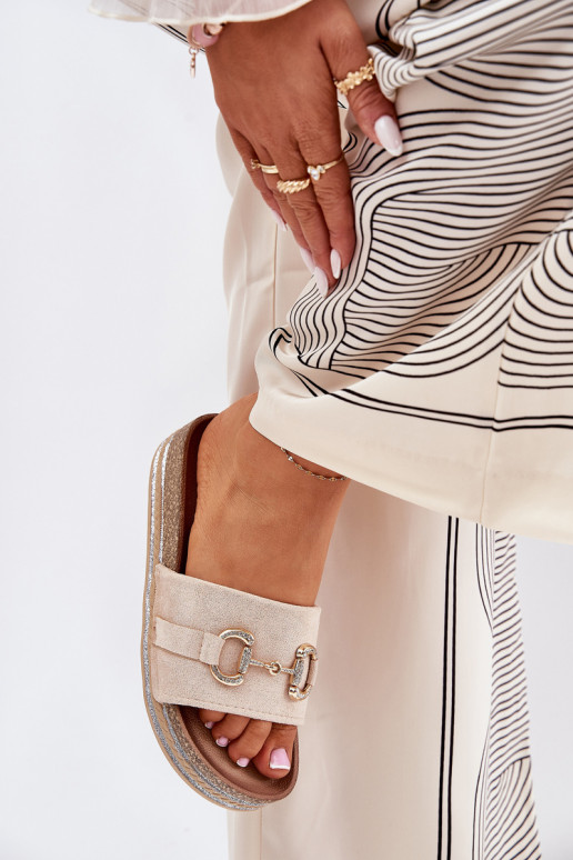 Dámske papuče s platformou so zlatými detailmi A trblietky béžová Morisela