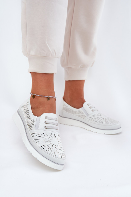 topánky Dámske Trvalý model s prvkami prelamovania biela farba Azethia topánky Dámske Trvalý model s prvkami prelamovania biela farba Azethia