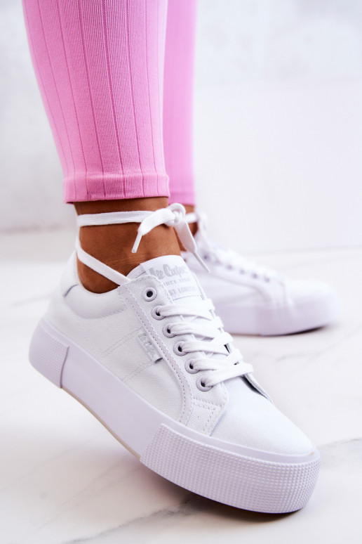 Tenisky s platformou Lee Cooper LCIN-22-31-0884L biela farba Tenisky s platformou Lee Cooper LCIN-22-31-0884L biela farba