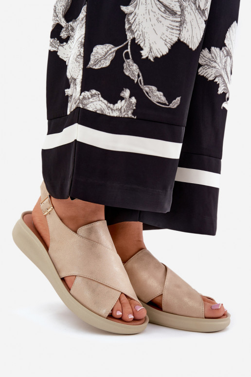 Dámske sandále z eko kože zlatej farby Tosmelia