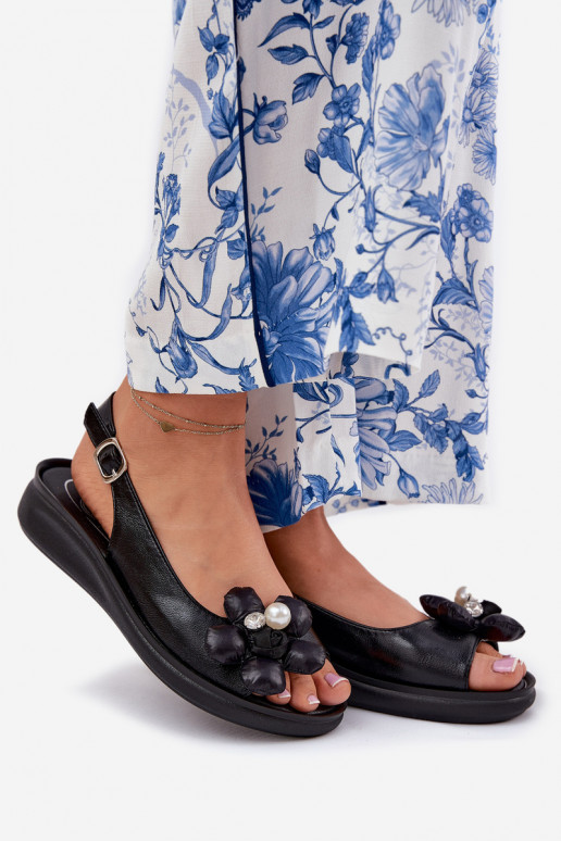 Dámske sandále S Ornatem s kvetmiem čierna Divonne