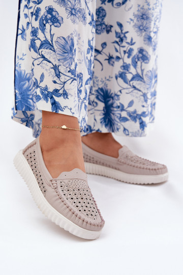 Kožené dámske mokasíny s prelamovanými prvkami Vinceza 88028 béžová