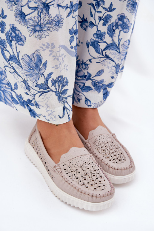 Kožené dámske mokasíny s prelamovanými prvkami Vinceza 88028 béžová