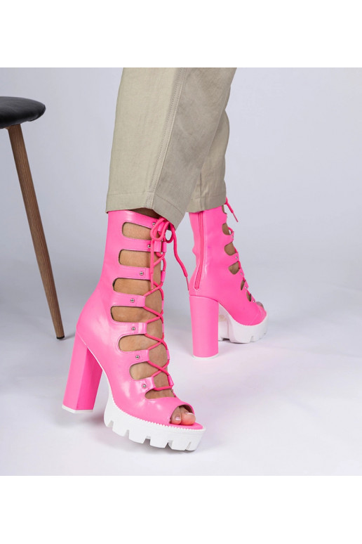 Ružové dámske čižmy na vysokom...