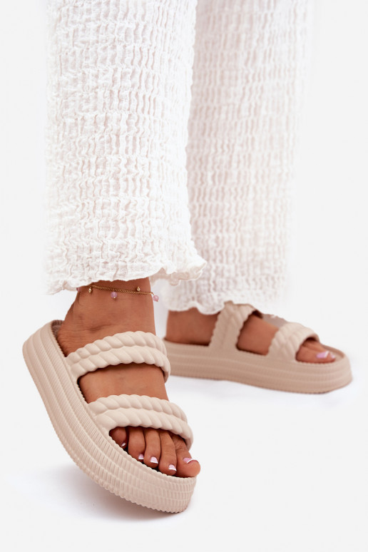 Ľahké papuče Jednoduché Dámske papuče s platformou S.Barski ZK51-001 béžová Ľahké papuče Jednoduché Dámske papuče s platformou S.Barski ZK51-001 béžová