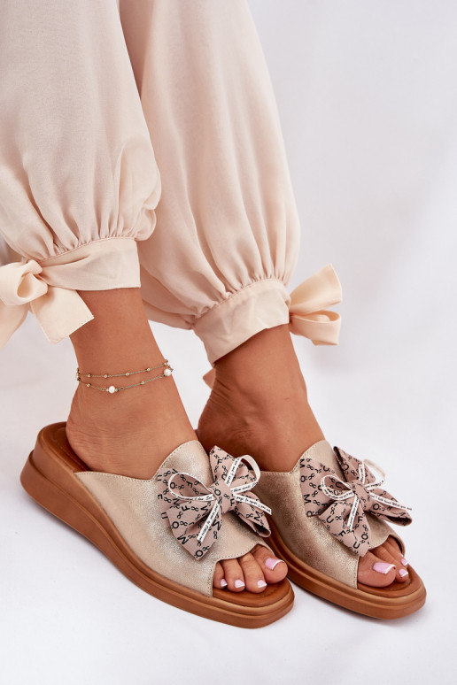 Dámske papuče Zapnuté INedge so stuhami zlatej farby Moonzella Dámske papuče Zapnuté INedge so stuhami zlatej farby Moonzella