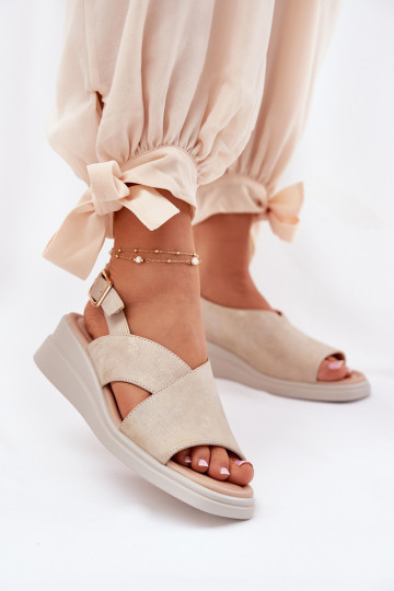 Dámske sandále Zapnuté INedge z eko kože zlatej farby Quilara