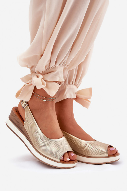 Kožené Sandále na platforme Artiker 56C2312 zlatej farby