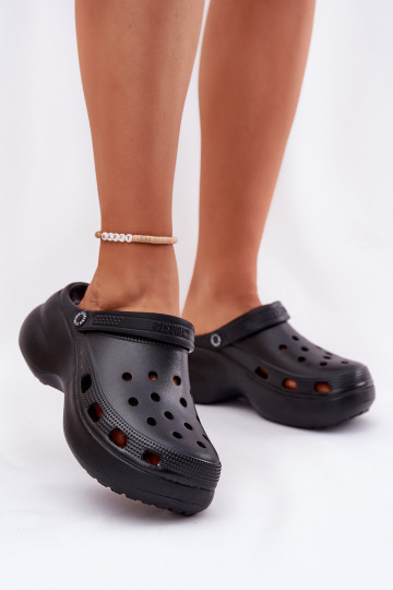 Ľahké papuče Dámske papuče s trendovou masívnou podrážkou Big Star RR274A118 čierna 2