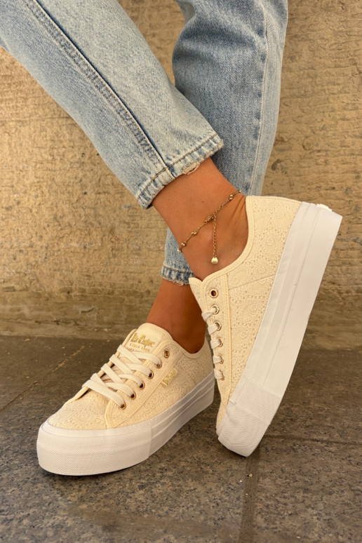 Bežná obuv s čipkou Lee Cooper LCIN-25-31-3440L béžová Bežná obuv s čipkou Lee Cooper LCIN-25-31-3440L béžová