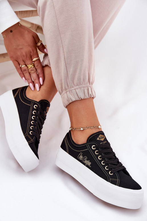 Textilné tenisky s platformou Lee Cooper LCIN-25-31-3431L čierna Textilné tenisky s platformou Lee Cooper LCIN-25-31-3431L čierna