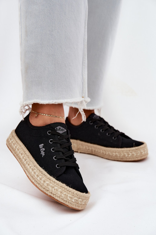 Voľnočasové topánky s šnúrkami Lee Cooper LCIN-25-44-3216 čierne Voľnočasové topánky s šnúrkami Lee Cooper LCIN-25-44-3216 čierne