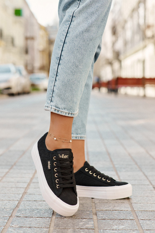 Voľnočasové topánky s šnúrkami Lee Cooper LCIN-25-31-3439L čierne