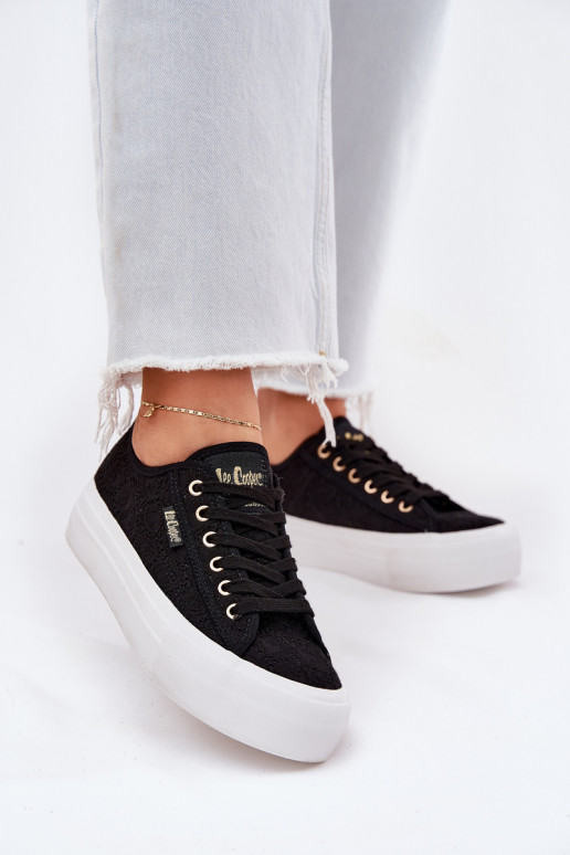 Voľnočasové topánky s šnúrkami Lee Cooper LCIN-25-31-3439L čierne