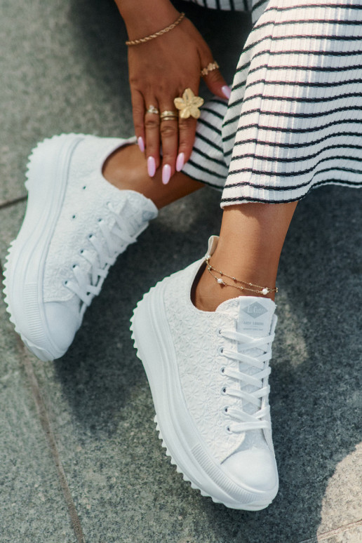 Bežná obuv Z Haftem s platformou Lee Cooper LCIN-25-31-3465L biela farba Bežná obuv Z Haftem s platformou Lee Cooper LCIN-25-31-3465L biela farba