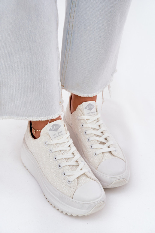 Bežná obuv Z Haftem s platformou Lee Cooper LCIN-25-31-3465L biela farba Bežná obuv Z Haftem s platformou Lee Cooper LCIN-25-31-3465L biela farba