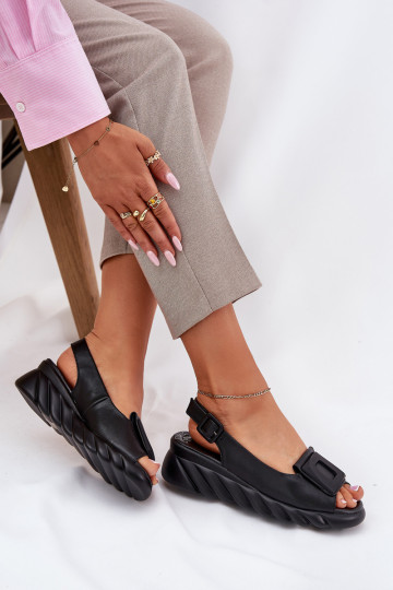 Dámske sandále Dámske Zapnuté INedge s Dekoráciou Artiker 56C2156 čierna