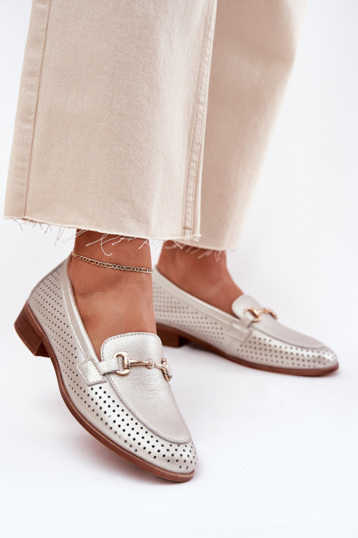 Kožené dámske mokasíny s ozdobami so širokými podpätkami S.Barski LR51-594 strieborná farba