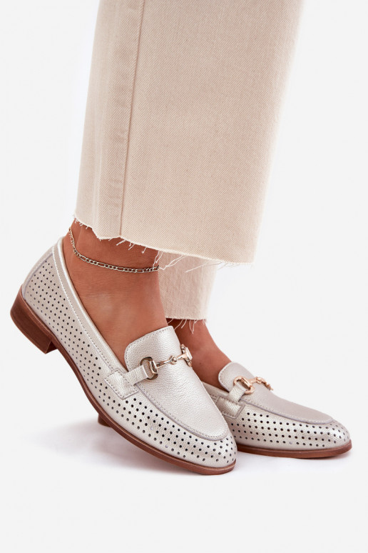 Kožené dámske mokasíny s ozdobami so širokými podpätkami S.Barski LR51-594 strieborná farba