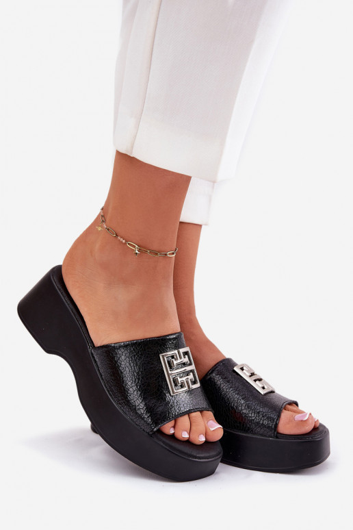 Kožené papuče Dámske s ozdobami Vinceza 79526 čierna