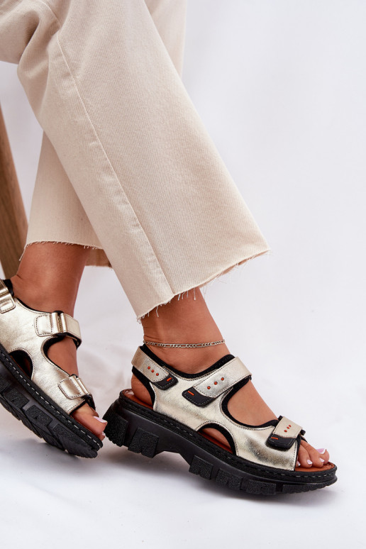 Dámske sandále Dámske Z s lepiacim zapínanímami Artiker 56C0469 zlatej farby