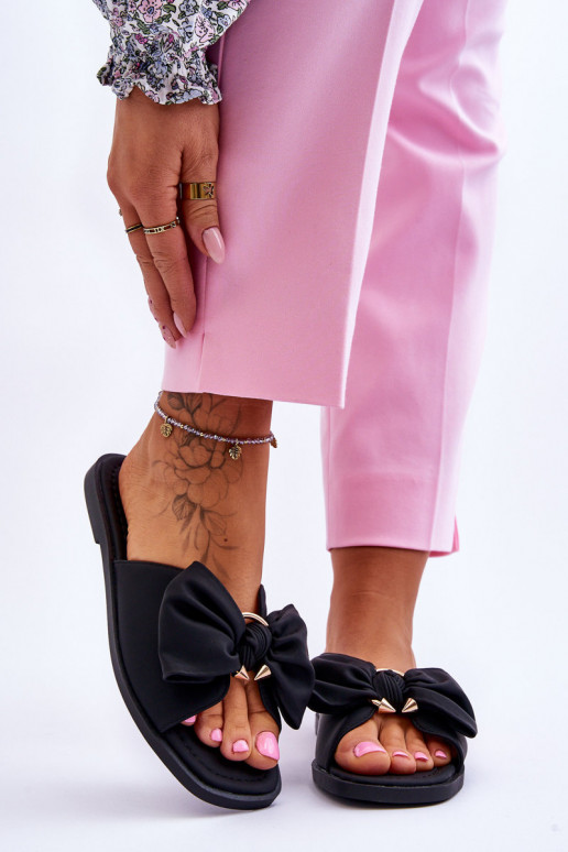 Dámske Kožené papuče so stuhami čierna Becky Dámske Kožené papuče so stuhami čierna Becky