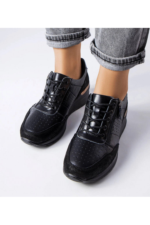 Čierne perforované kožené poltopánky,...