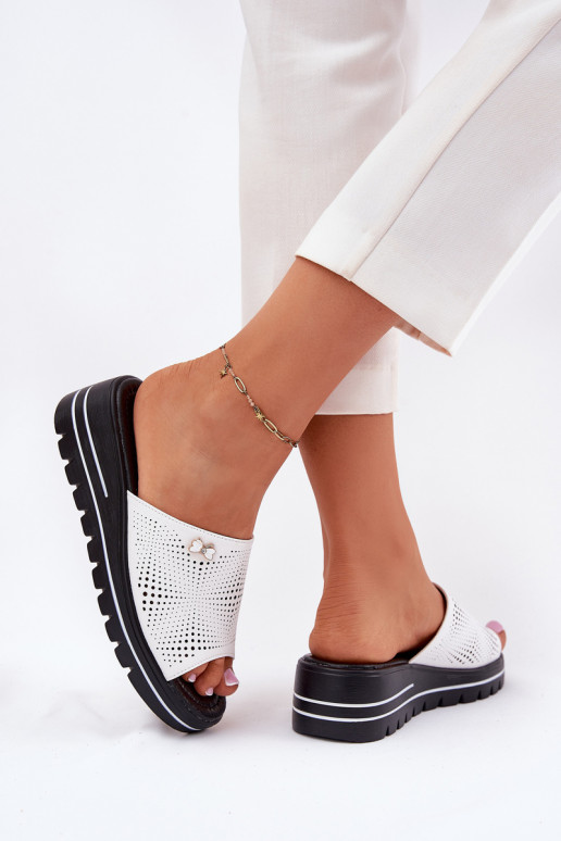 Kožené papuče Dámske Zapnuté INedge Vinceza 41477 biela farba