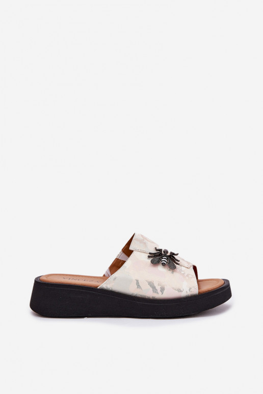 Kožené papuče Dámske Z Broszką Vinceza 66752 béžová Kožené papuče Dámske Z Broszką Vinceza 66752 béžová