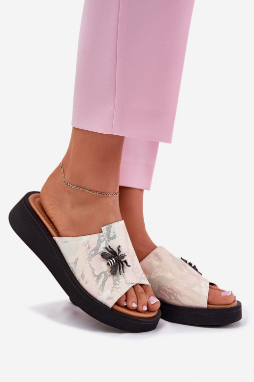 Kožené papuče Dámske Z Broszką Vinceza 66752 béžová Kožené papuče Dámske Z Broszką Vinceza 66752 béžová