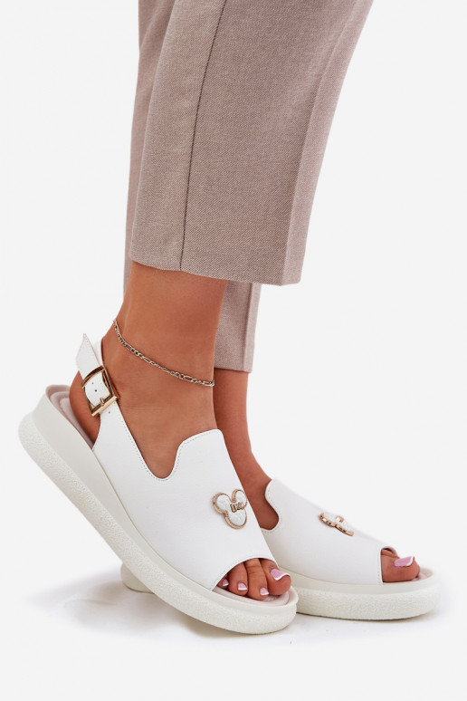 Dámske sandále Dámske s ozdobami Vinceza 66757 biela farba