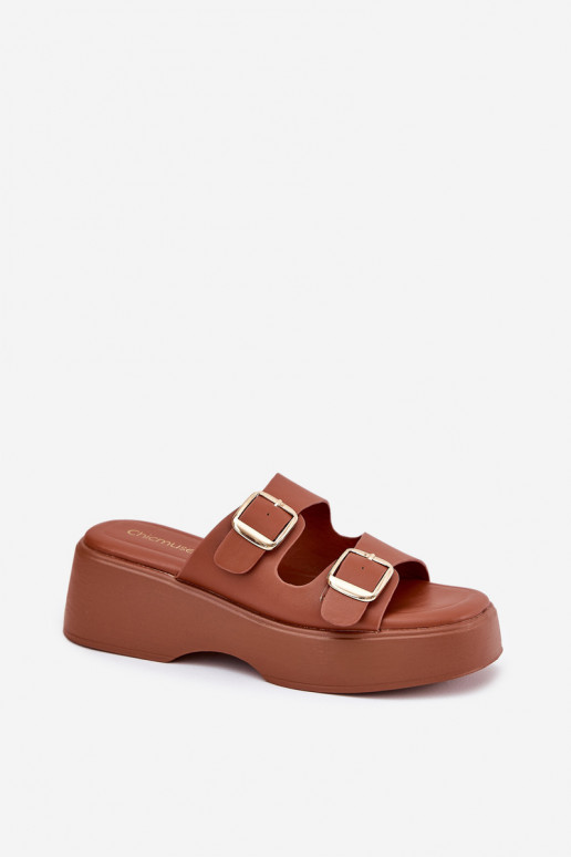 Dámske papuče Zapnuté INedge a platforma s prackami Hnedá farba Nitarelia Dámske papuče Zapnuté INedge a platforma s prackami Hnedá farba Nitarelia