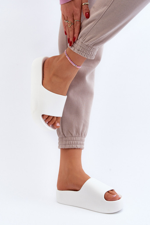 Dámske Papuče Zapnuté hrubej podrážke biela farba Oreithano