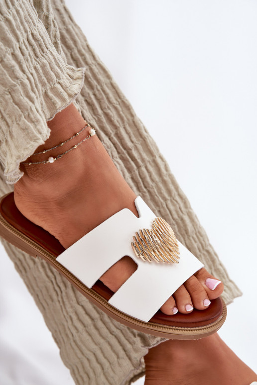 Dámske papuče so širokými podpätkami so zlatými detailmi biela farba Karinma Dámske papuče so širokými podpätkami so zlatými detailmi biela farba Karinma