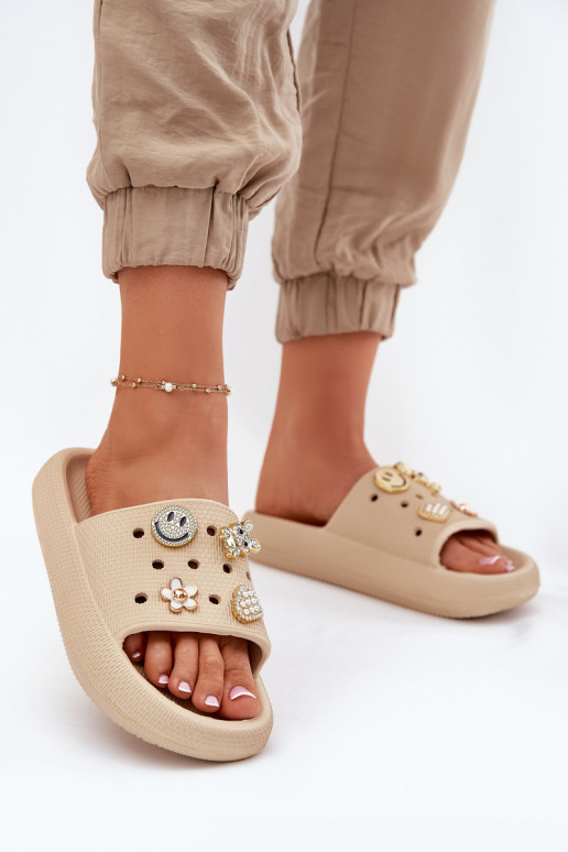 Dámske papuče Ľahké papuče Z Przypinkami Vinceza 76055 béžová