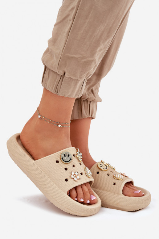 Dámske papuče Ľahké papuče Z Przypinkami Vinceza 76055 béžová