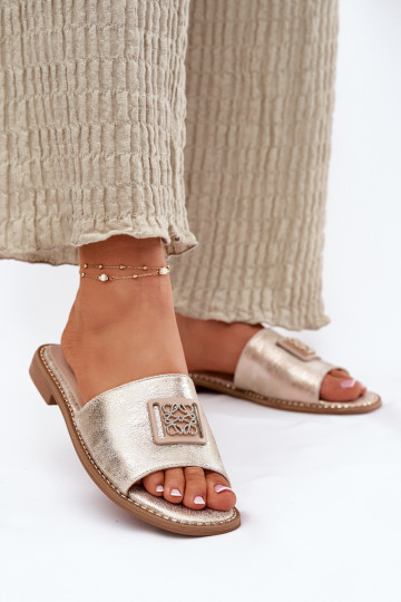 Dámske ploché žabky s ozdobami S.Barski KV51-089 zlatej farby 2