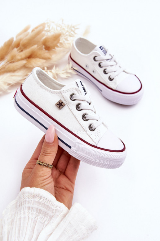 Detský klasický model voľnočasovej obuvi Big Star DD374160 bielej farby Detský klasický model voľnočasovej obuvi Big Star DD374160 bielej farby