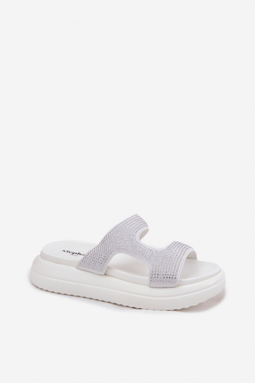 Zdobené Dámske papuče s platformou biela farba Jestella Zdobené Dámske papuče s platformou biela farba Jestella