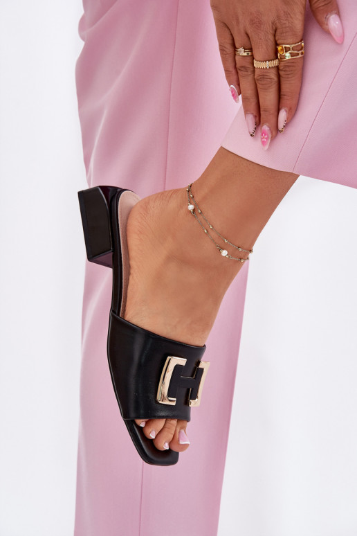 Elegantný štýl Dámske papuče Zapnuté Klocku Ze zlatej farbym Detalem Vinceza 62229 čierna