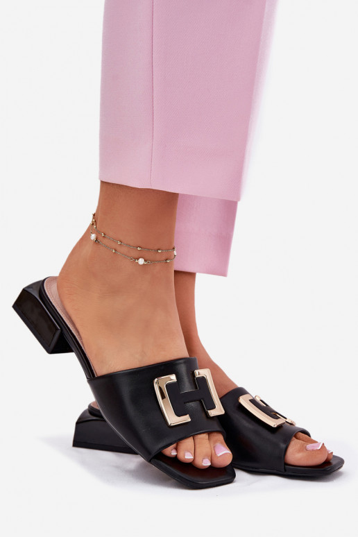 Elegantný štýl Dámske papuče Zapnuté Klocku Ze zlatej farbym Detalem Vinceza 62229 čierna