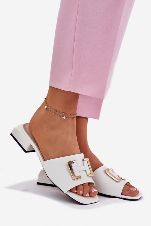 Elegantný štýl Dámske papuče Zapnuté Klocku Ze zlatej farbym Detalem Vinceza 62229 biela farba