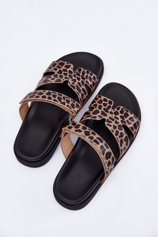 Dámske papuče Z s lepiacim zapínanímem Vinceza 17401 so vzormi leopardej kožušiny