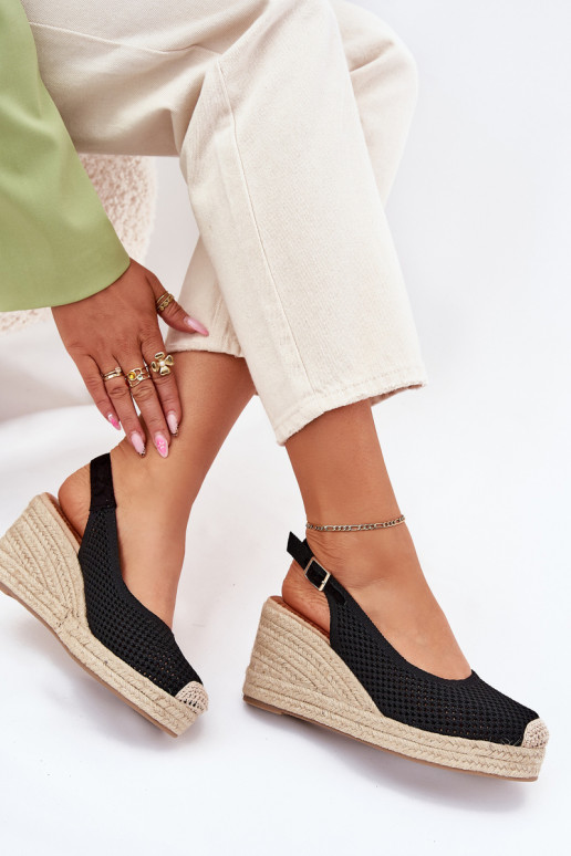 Dámske sandále Zapnuté INedge S vrkočom čierna Tulliata